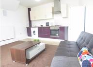 Almondbury Bank, Moldgreen