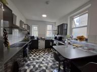 Blades Street, Town Centre