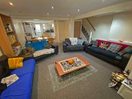Brudenell Avenue, Hyde Park