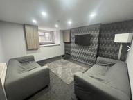 Newport View, Hyde Park