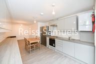 Lockesfield Place, Canary Wharf