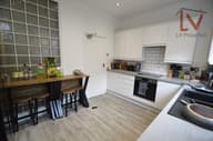 Burchett Grove, Woodhouse