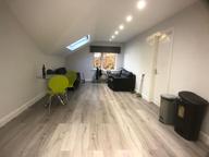 Ash Road, Headingley