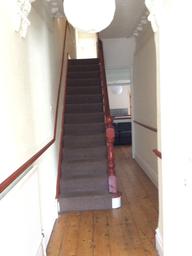 Wilton Avenue, The Polygon