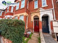 Wilton Avenue, The Polygon