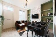 Harold Grove, Hyde Park