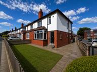 Estcourt Terrace, Headingley