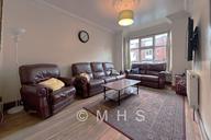 Manor Drive, Hyde Park
