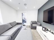 Uplands Crescent, Uplands