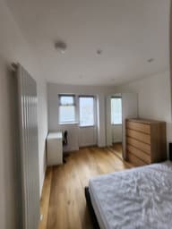 Bath Road, Brislington