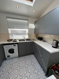 Mayville Street, Hyde Park