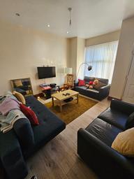 Hessle Terrace, Hyde Park