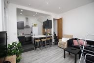 Elizabeth Street, Hyde Park