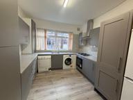 Raven Road, Hyde Park