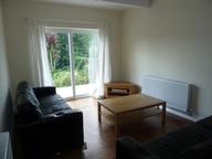 Wilton Avenue, The Polygon