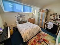 Welton Grove, Hyde Park