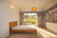 Raymond Crescent, Guildford