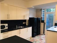 Eaton Crescent, Uplands