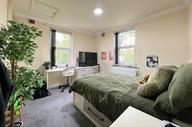 Ash Grove, Hyde Park