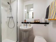 Carrick View, Town Centre