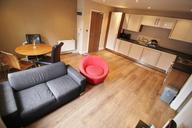 Back Broomfield Crescent, Headingley