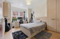 Hessle Terrace, Close To 24/7 Sainsbury & Hyde Park Cinema, Hyde Park