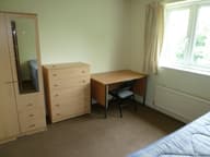 Berkeley Close, The Polygon