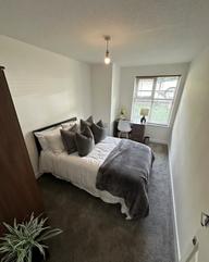 Cardigan Road, Hyde Park