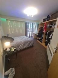 Shire Oak Road, Headingley