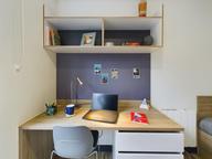 Eden Square, Bishopsgate Green