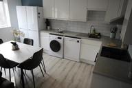 Cardigan Road, Hyde Park