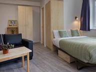 Knoll Court, City Centre