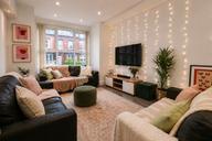 Chestnut Avenue, Hyde Park