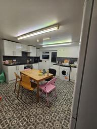 Ash Road, Headingley