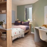 The Curve, Whitechapel