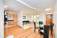 Westferry Road, Canary Wharf