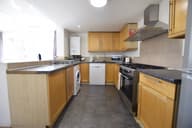 Wycliffe Road, Winton