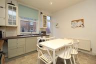 Welton Grove, Hyde Park