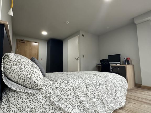 6 bedroom student apartment in City Centre, Nottingham
