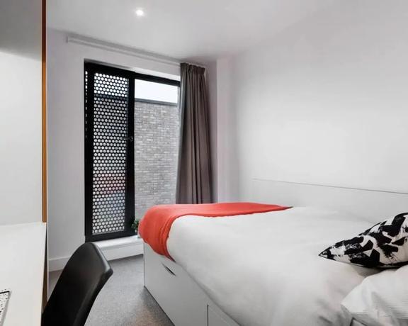 1 bedroom student apartment in Old Heath, Colchester