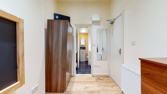 1 bedroom student apartment in Hampstead, London