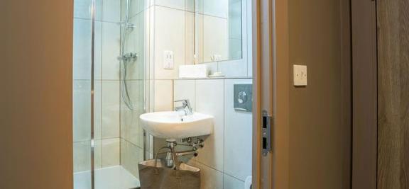 1 bedroom student apartment in City Centre, Exeter