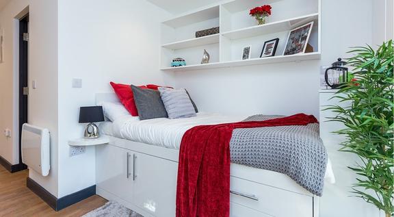 1 bedroom student apartment in Swaythling, Southampton