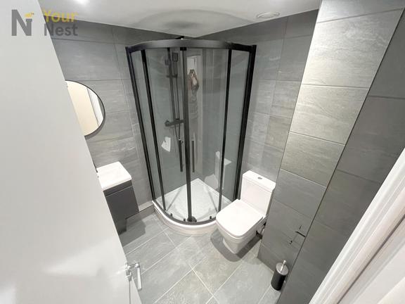 1 bedroom student apartment in Burley, Leeds