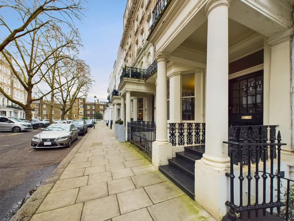2 bedroom student apartment in Chelsea, London