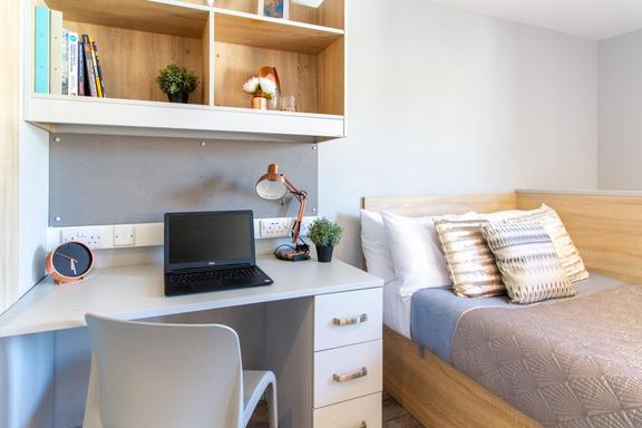 1 bedroom student apartment in City Centre, Exeter