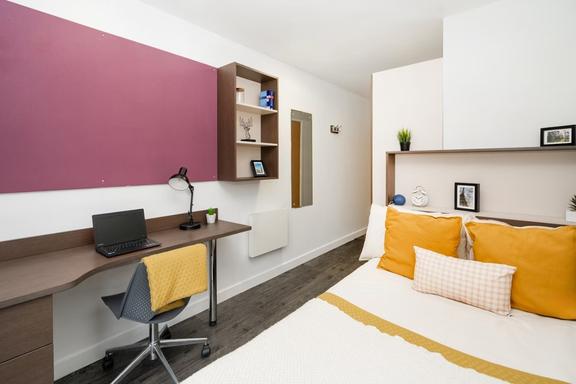2 bedroom student apartment in City Centre, Sheffield