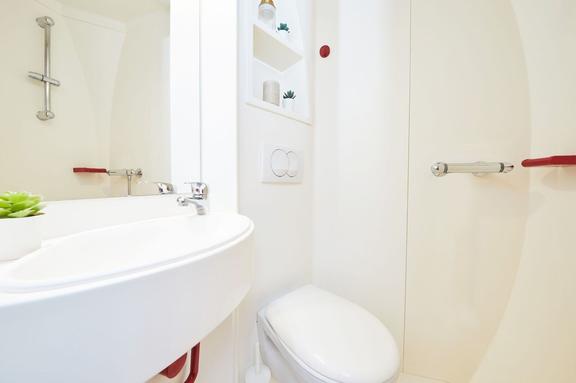 1 bedroom student apartment in City Centre, Coventry
