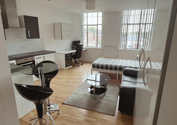 1 bedroom student apartment in City Centre, Leicester