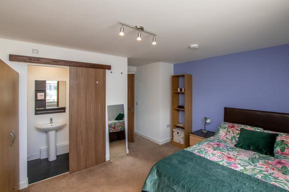5 bedroom student apartment in Mutley Plain, Plymouth